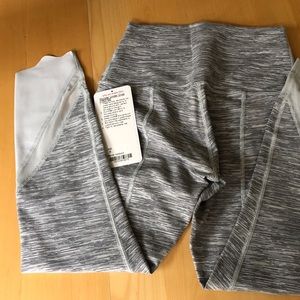 NWT Lululemon Wunder Under Crop II*RD Size 6